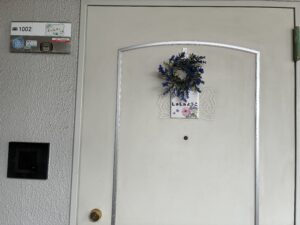 表札が見づらいようで🙇‍♀️
1002号室間違えないようにお越しくださいね☆